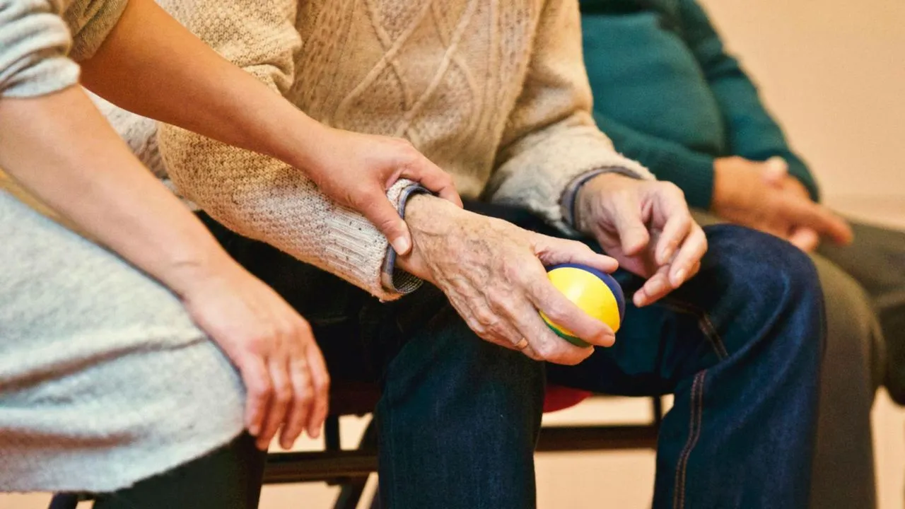 Compassionate in-home senior care in Johnston